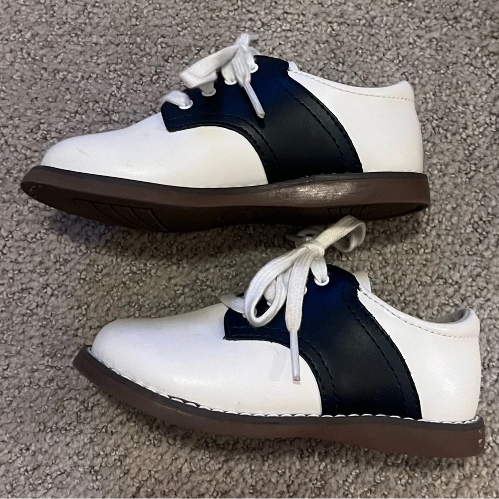 Footmates toddler Oxford shoes, white and navy, Size 7 - Picture 2 of 8